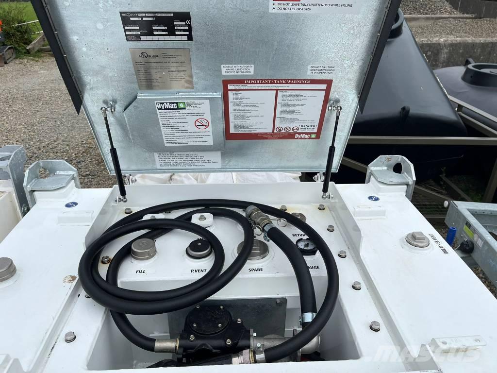  DyMac 900L FUEL CUBE Nádrže na palivo a aditíva