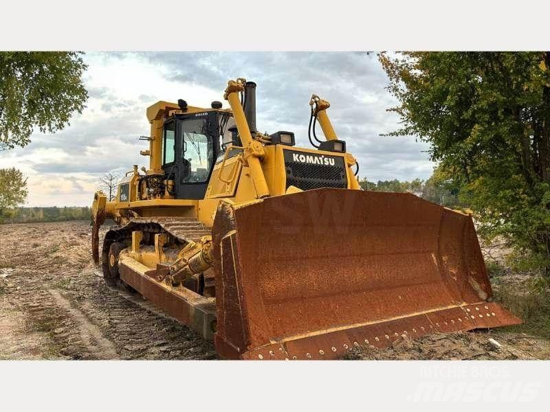 Komatsu D155AX-5 Pásové dozéry