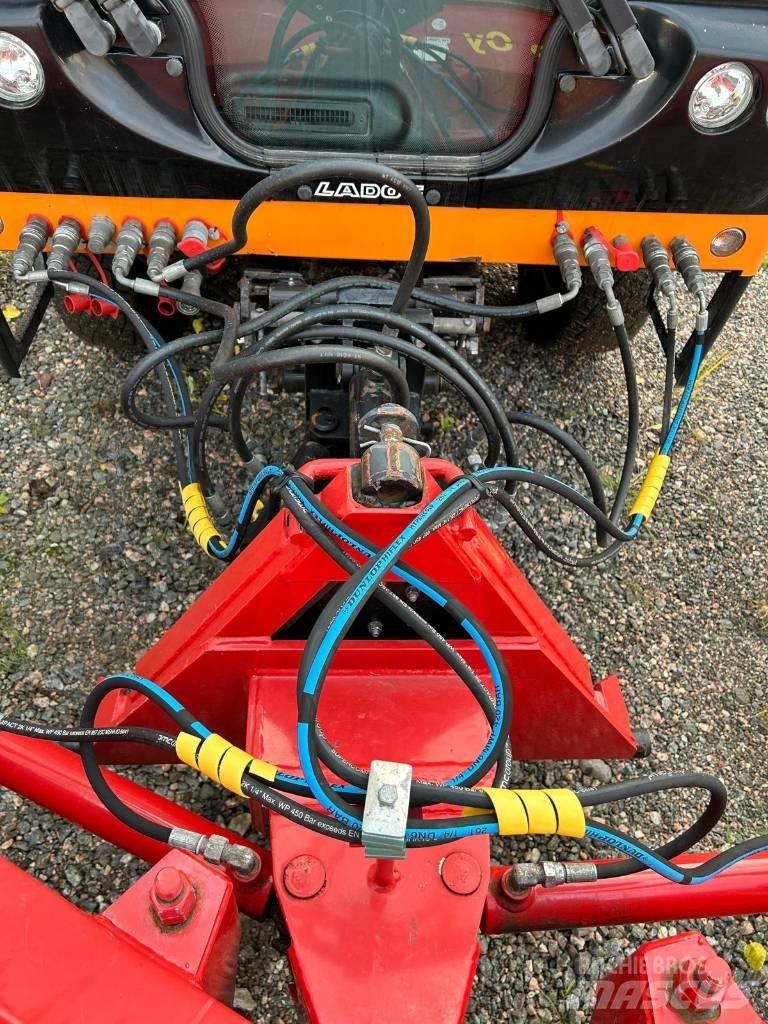 Ladog T1400 Kompaktné traktory