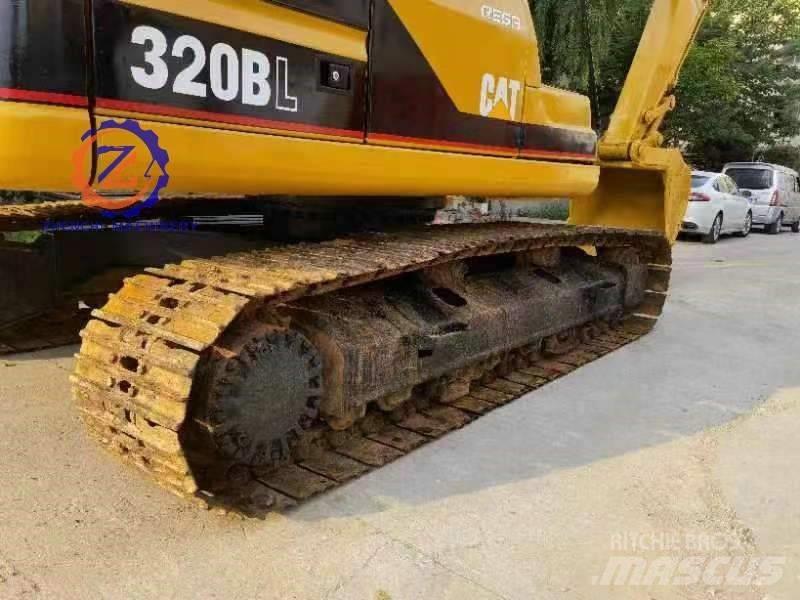 CAT 320 B L Pásové rýpadlá