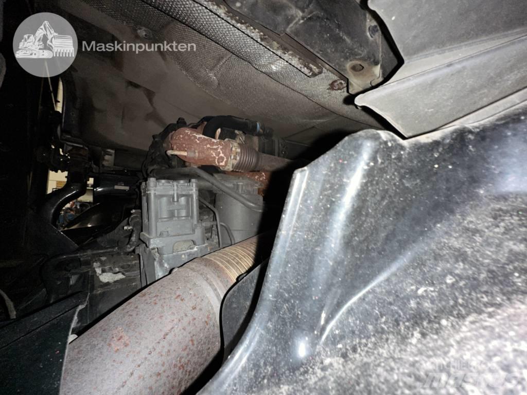 Scania R 490 LB Nákladné vozidlá na prepravu dreva