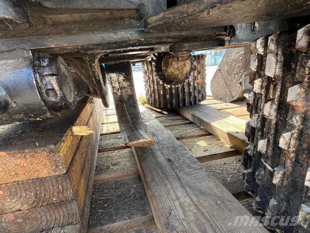 Komatsu S92 Žatevné hlavy