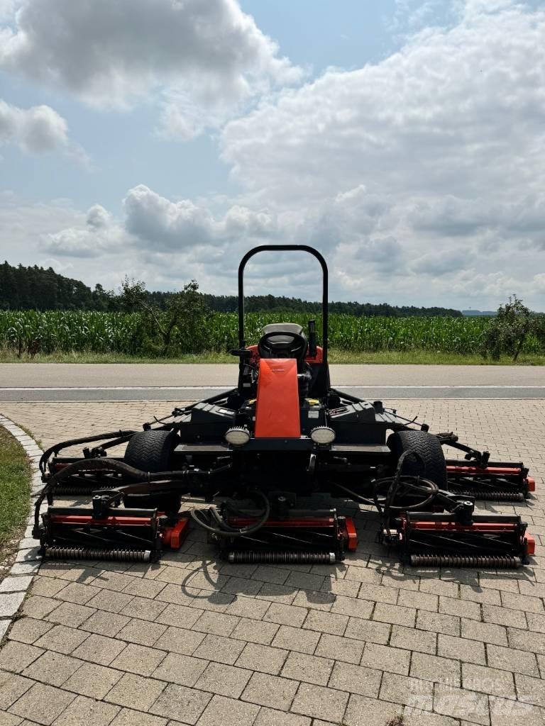 Jacobsen Fairway 405 Kosačky fervejí