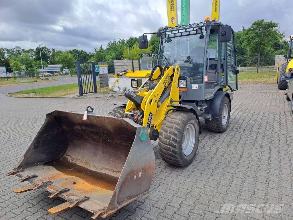 Wacker Neuson WL38 Kolesové nakladače