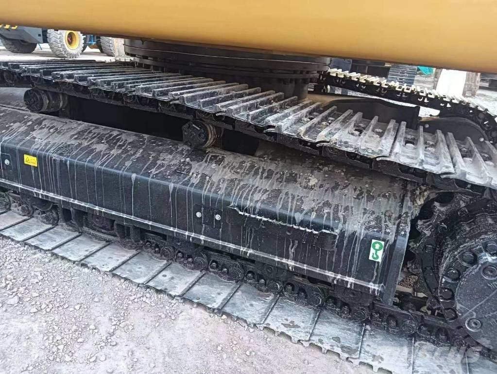 CAT 324 D L Pásové rýpadlá