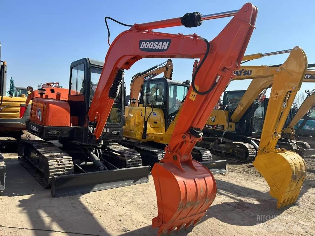 Doosan DH 55 Mini rýpadlá < 7t