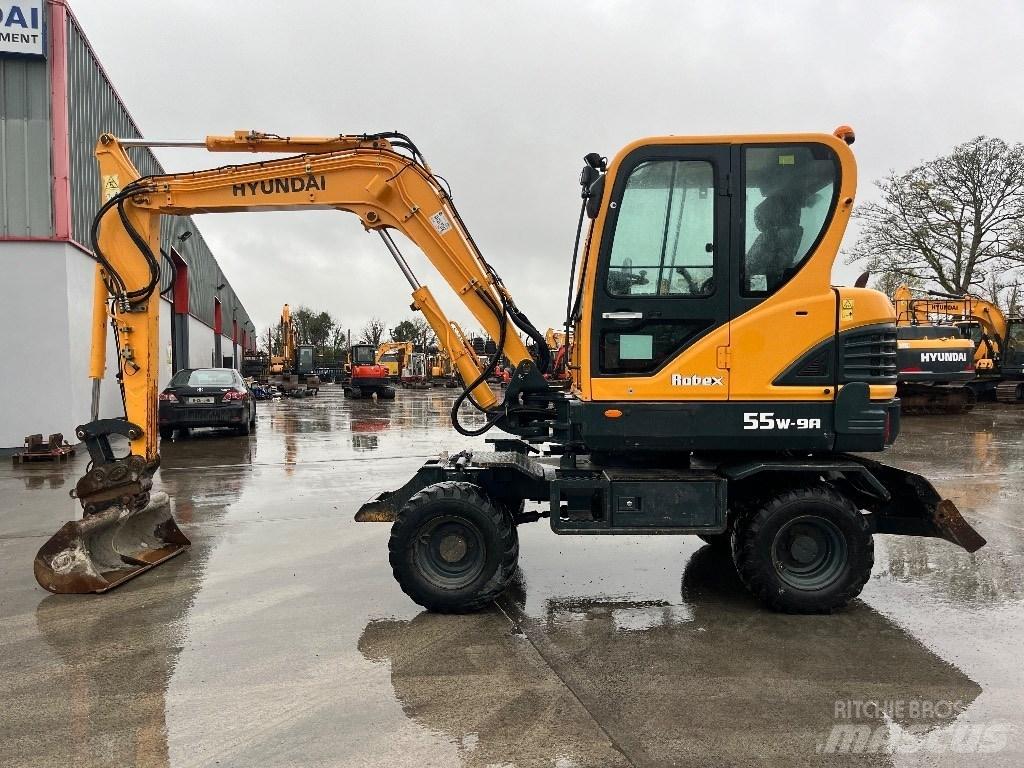 Hyundai R55W-9A Kolesové rýpadlá