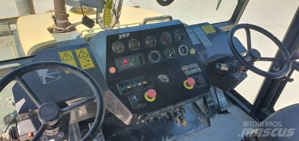 Stavostroj VP-2400 Pneumatikové valce