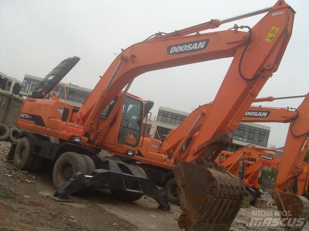 Doosan DH 150 W-7 Kolesové rýpadlá