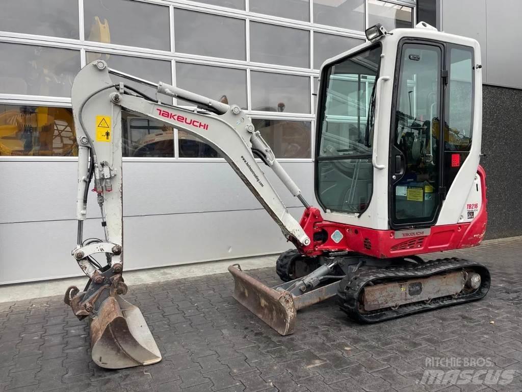Takeuchi TB216 Mini rýpadlá < 7t