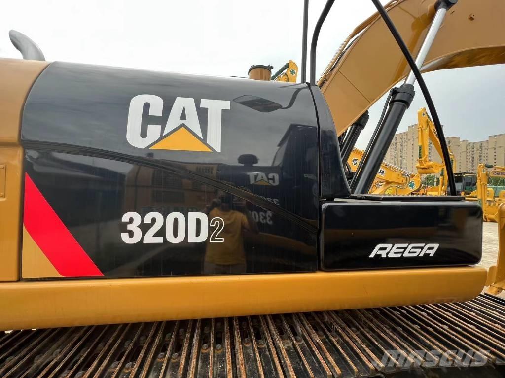 CAT 320 Pásové rýpadlá