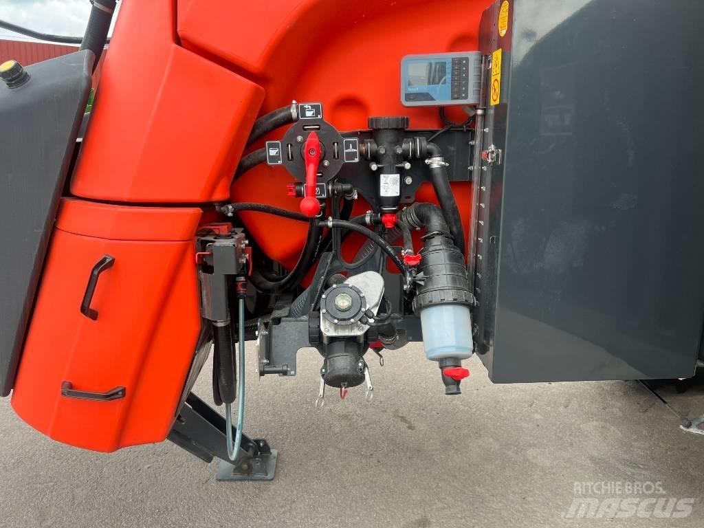 Kubota XTS 4 Ťahané postrekovače