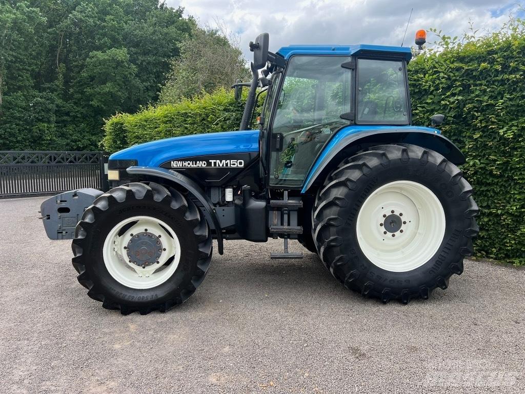 New Holland TM 150 Traktory