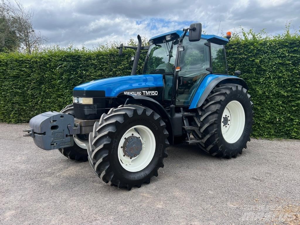 New Holland TM 150 Traktory