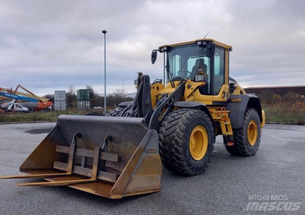 Volvo L 90 H Kolesové nakladače