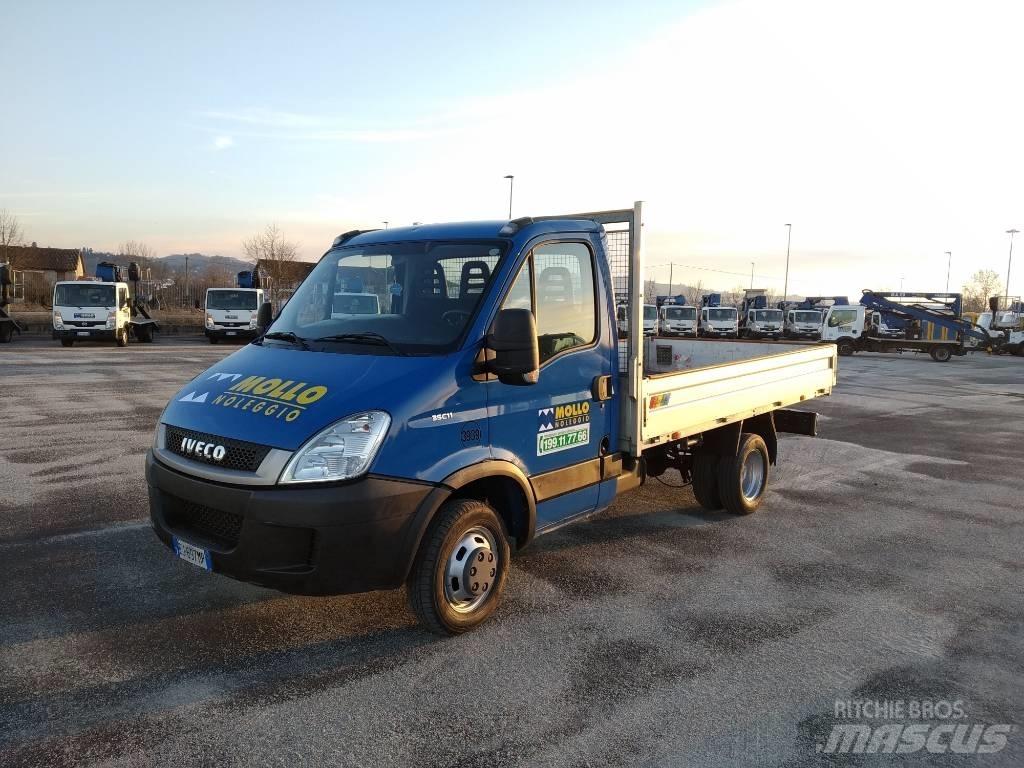 Iveco Daily 35 C 11 Skriňová nadstavba