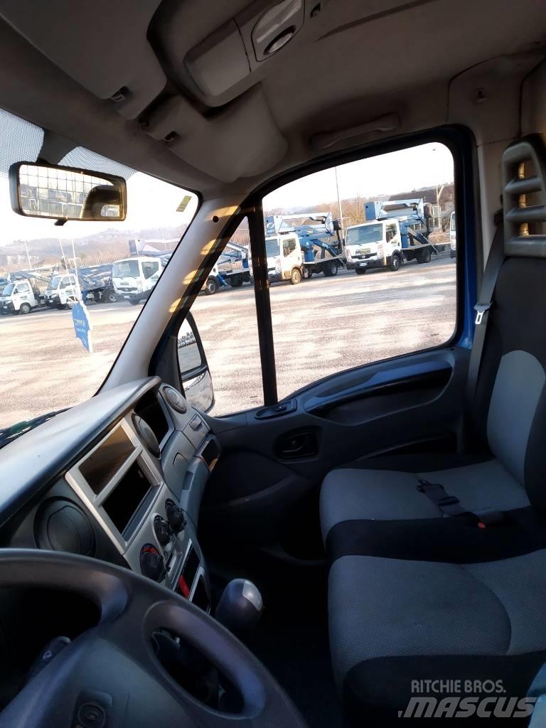 Iveco Daily 35 C 11 Skriňová nadstavba