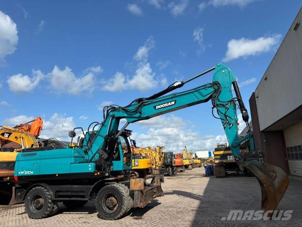 Doosan DX 210 W Kolesové rýpadlá
