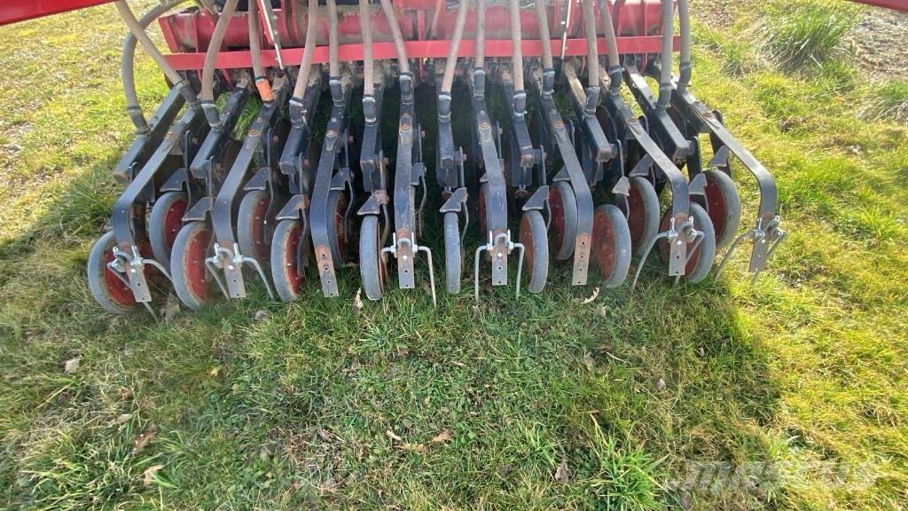 Horsch PRONTO 4 DC Kombinované sejačky