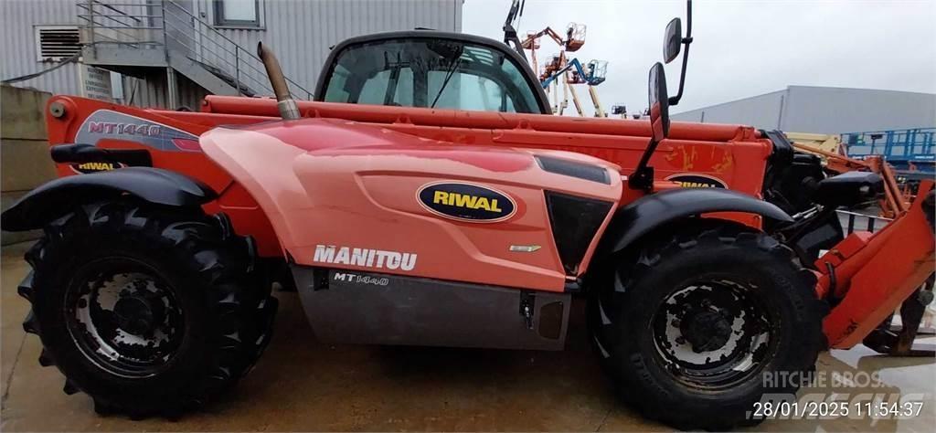Manitou MT1440 Teleskopické manipulátory
