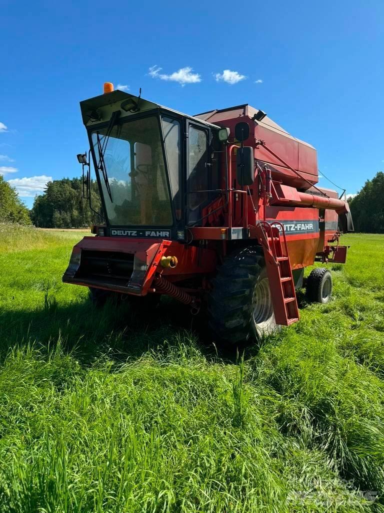 Deutz-Fahr M 2780 Kombinované zberacie stroje