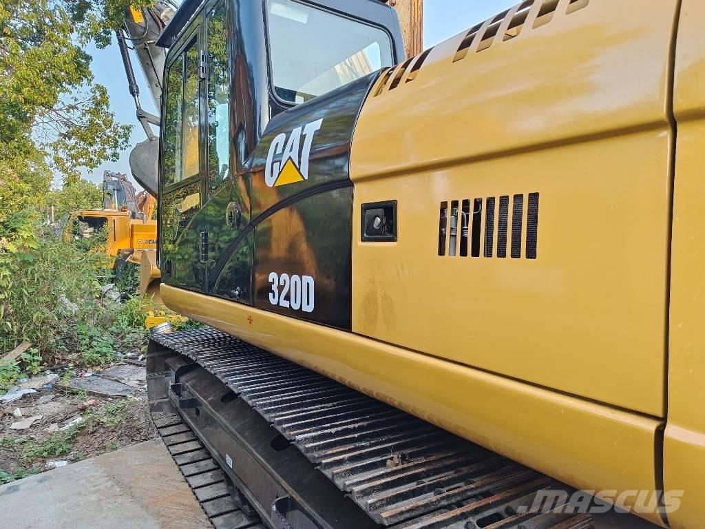 CAT 320 D Pásové rýpadlá