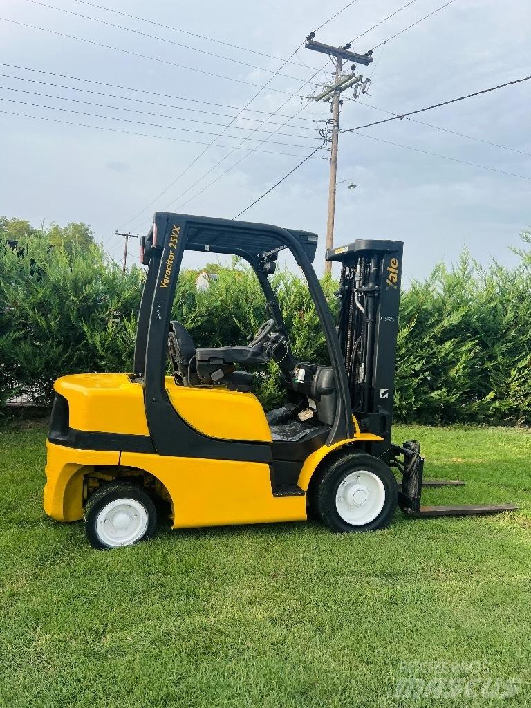 Yale 2500D Dieselové vozíky
