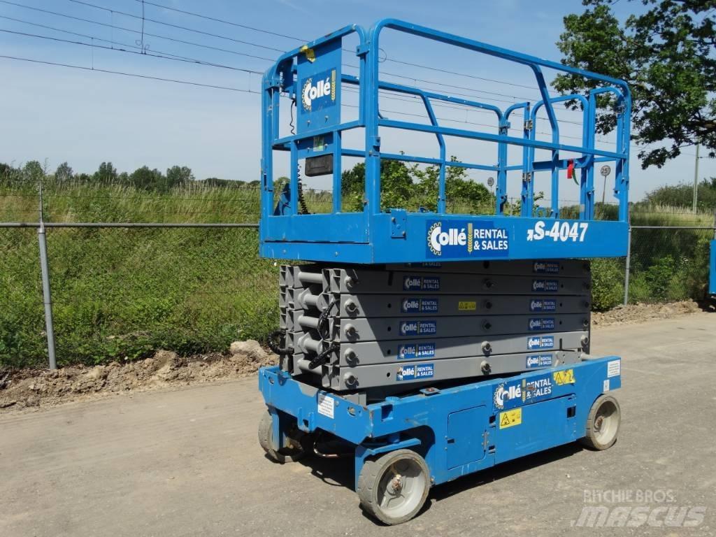 Genie GS 4047 Nožnicové zdvíhacie plošiny