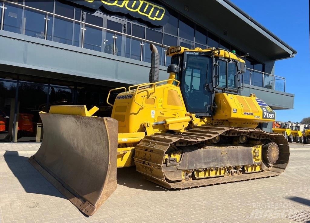 Komatsu D 71P Xi Pásové dozéry