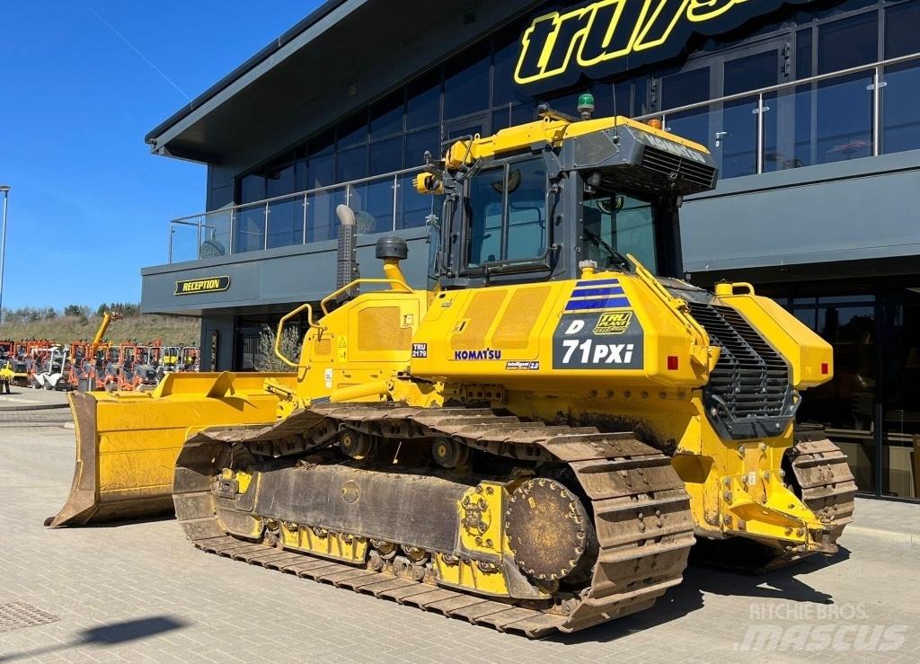 Komatsu D 71P Xi Pásové dozéry