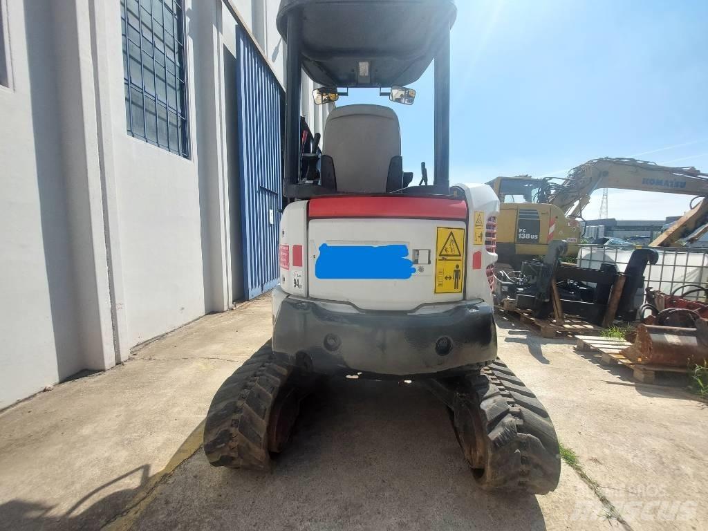 Komatsu PC27R-2 Mini rýpadlá < 7t