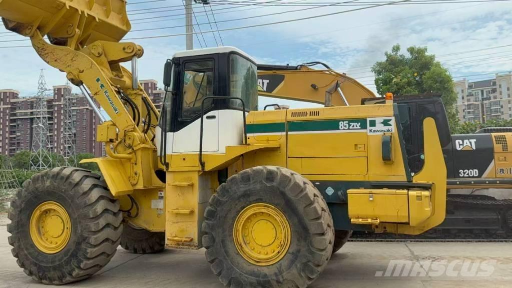 Kawasaki 85 Z Kolesové nakladače