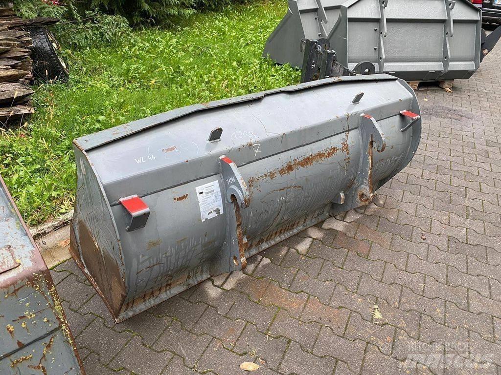 Wacker Neuson WL 44 Kolesové nakladače