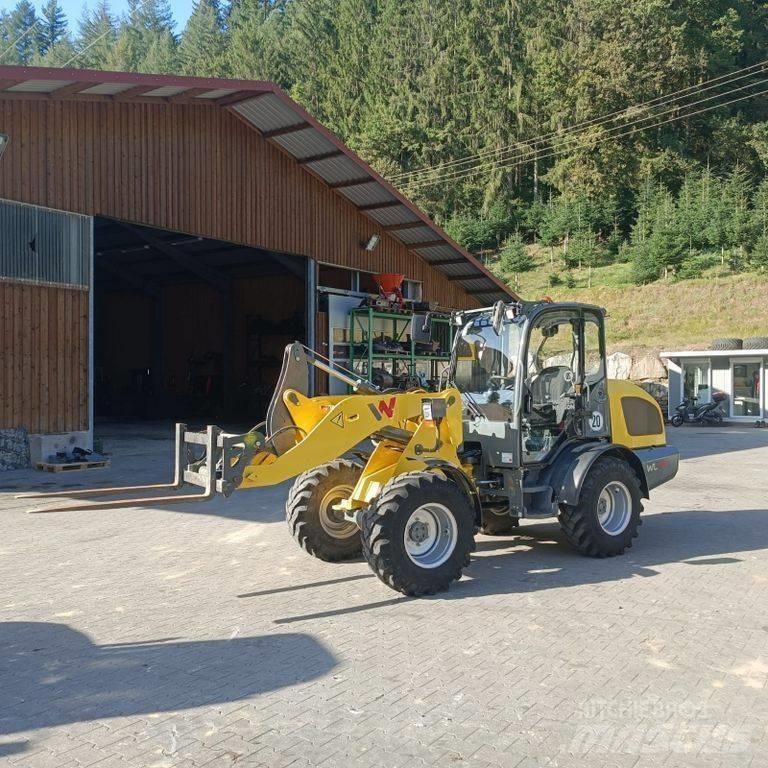 Wacker Neuson WL 44 Kolesové nakladače