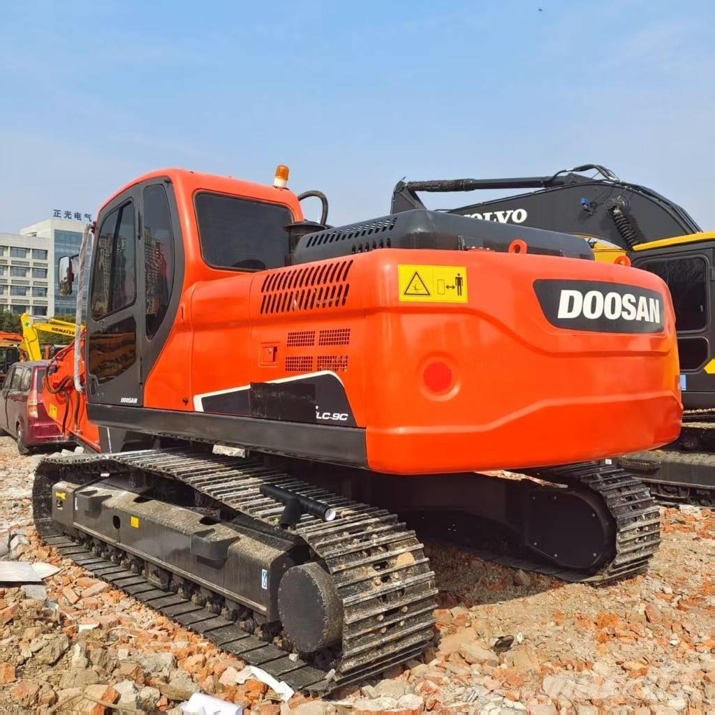 Doosan DX225LC-9C Pásové rýpadlá