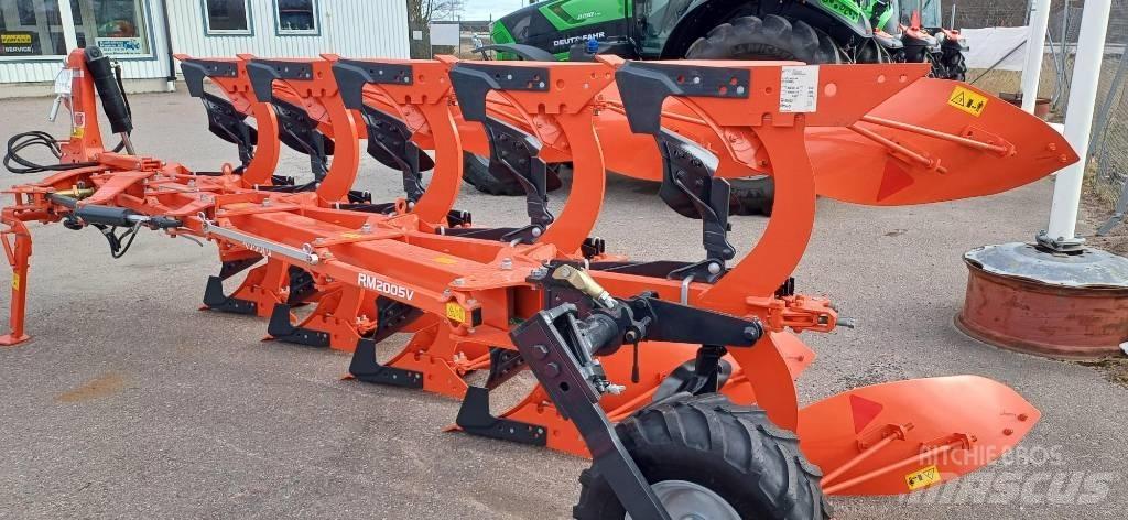 Kubota RM 2005 Dvojstranné pluhy
