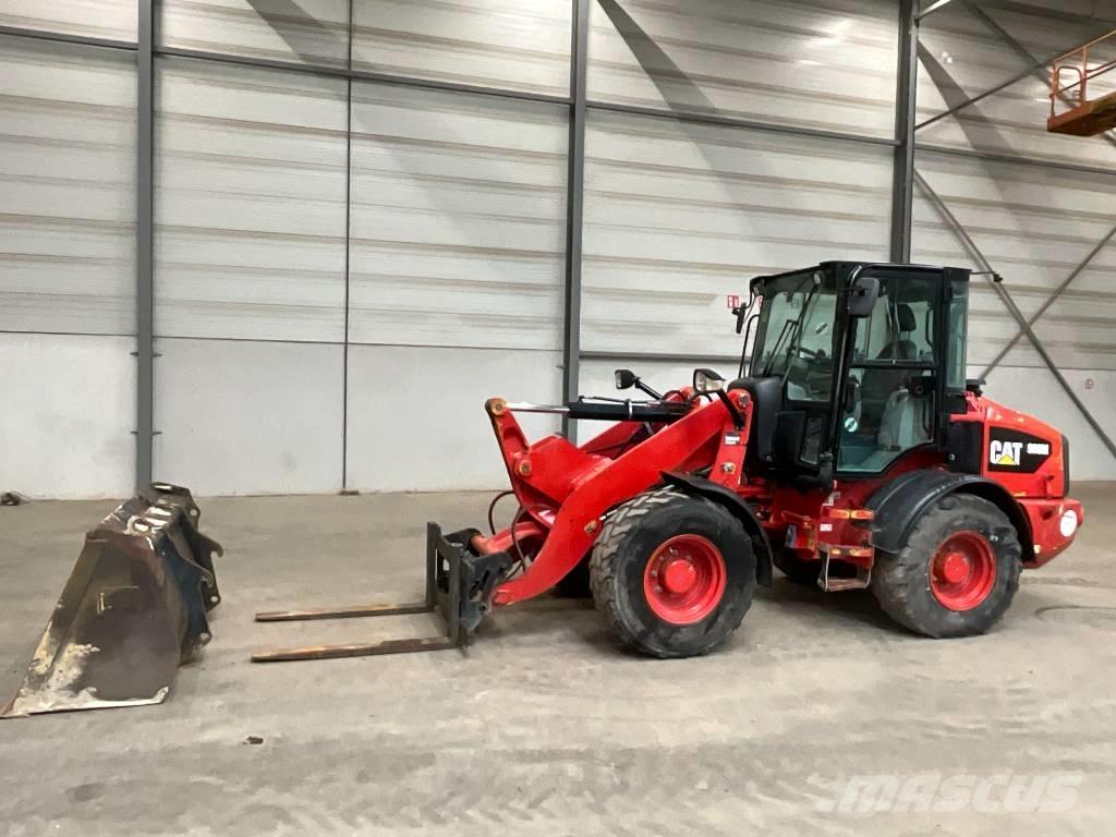 CAT 908 M Kolesové nakladače