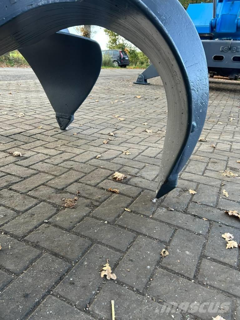 Fuchs 340 Stroje pre manipuláciu s odpadom