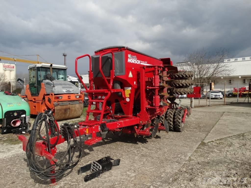 Horsch Pronto 4 DC Kombinované sejačky