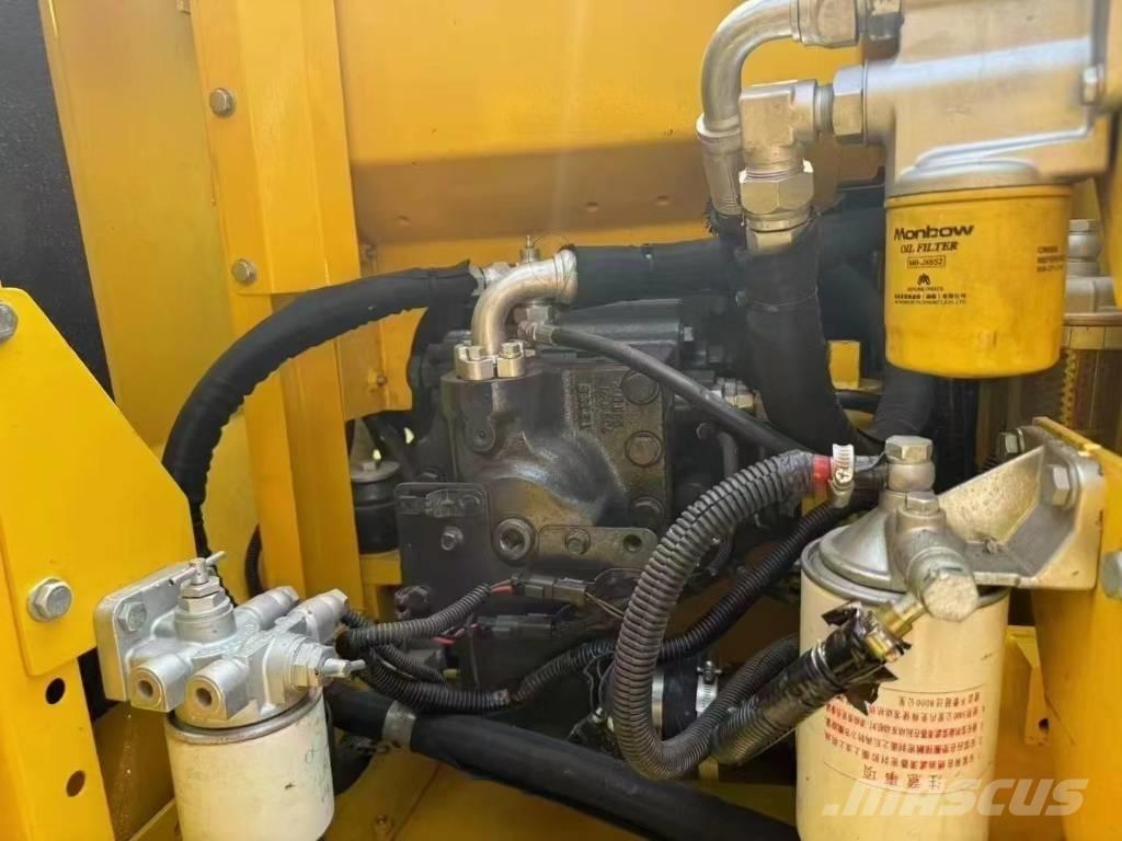 Komatsu PC 130 Pásové rýpadlá