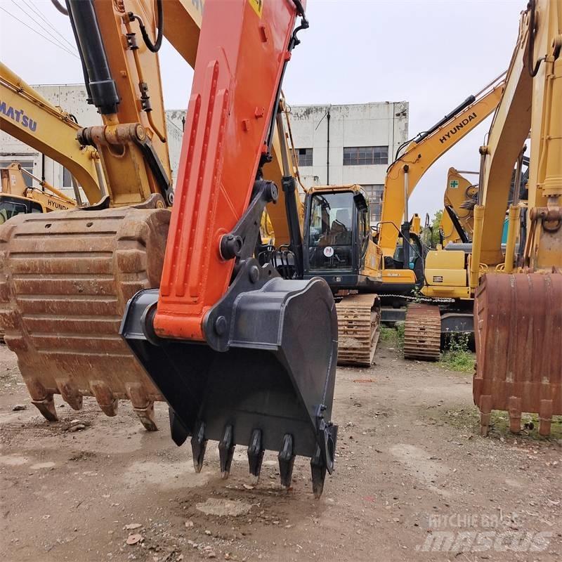 Doosan 225 LC Pásové rýpadlá