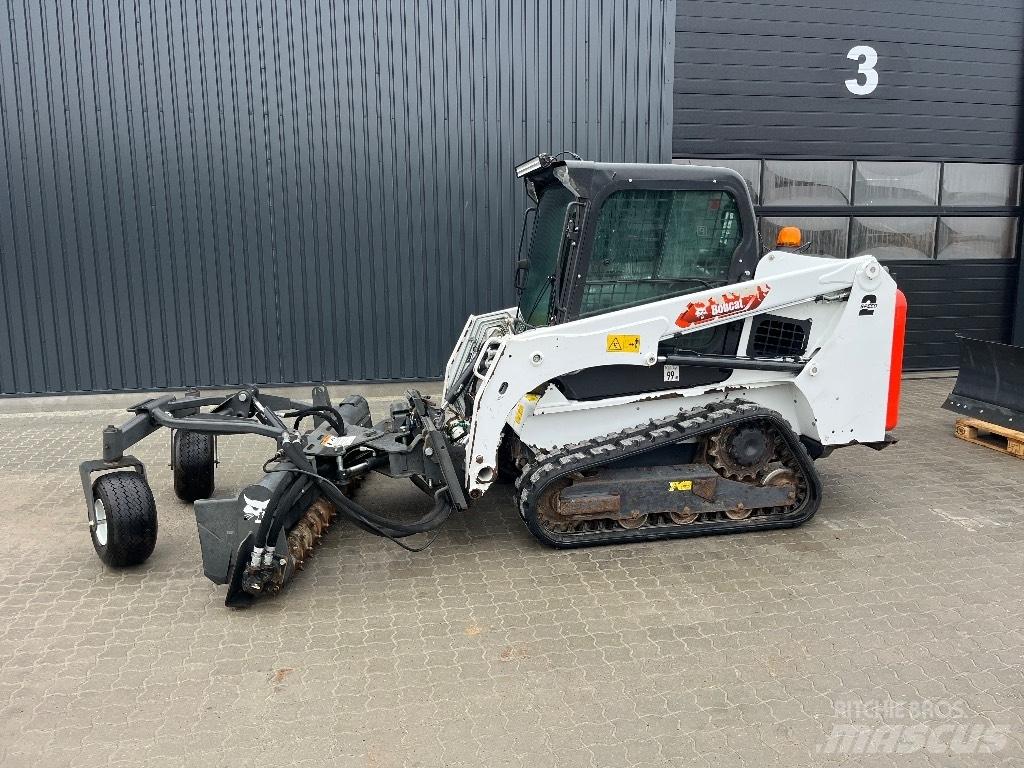 Bobcat T 450 Šmykom riadené nakladače