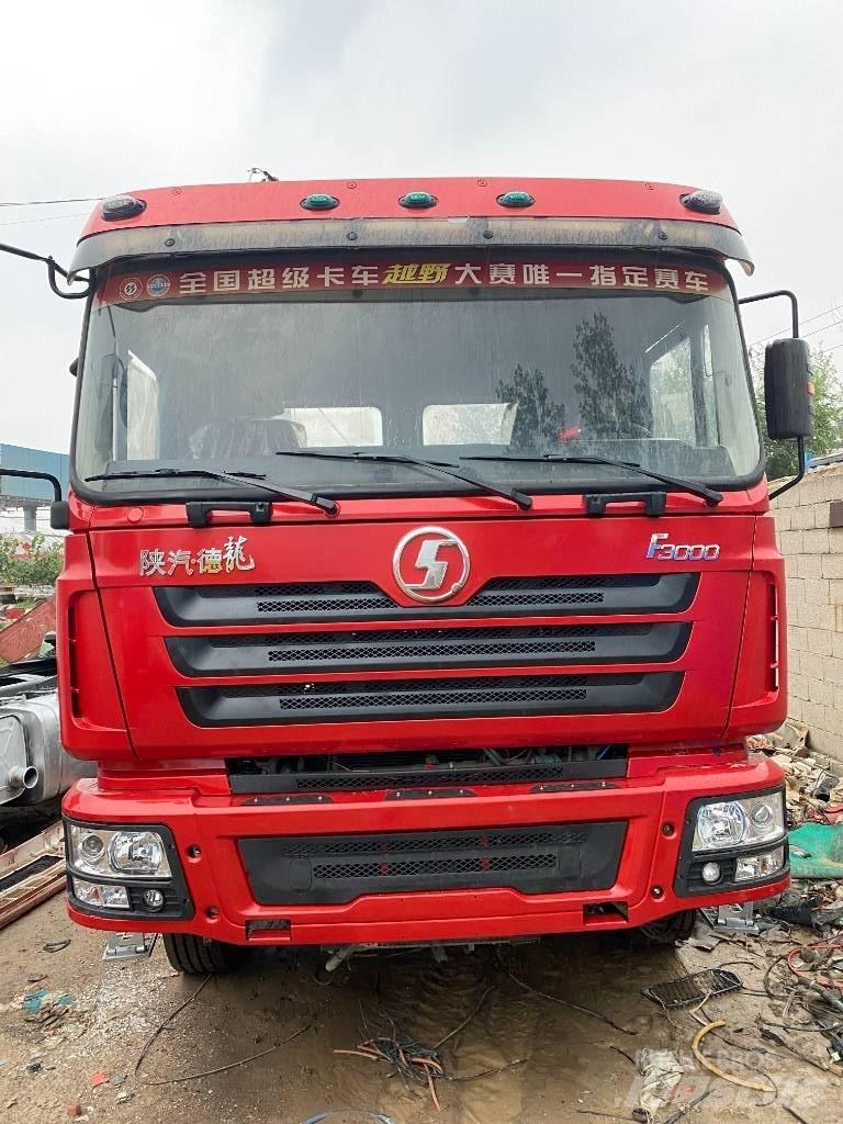 Shacman F3000 6X4 Ťahače