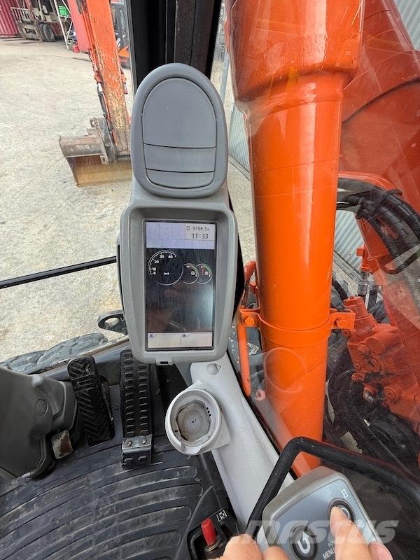 Hitachi ZX 140 W-5 Kolesové rýpadlá