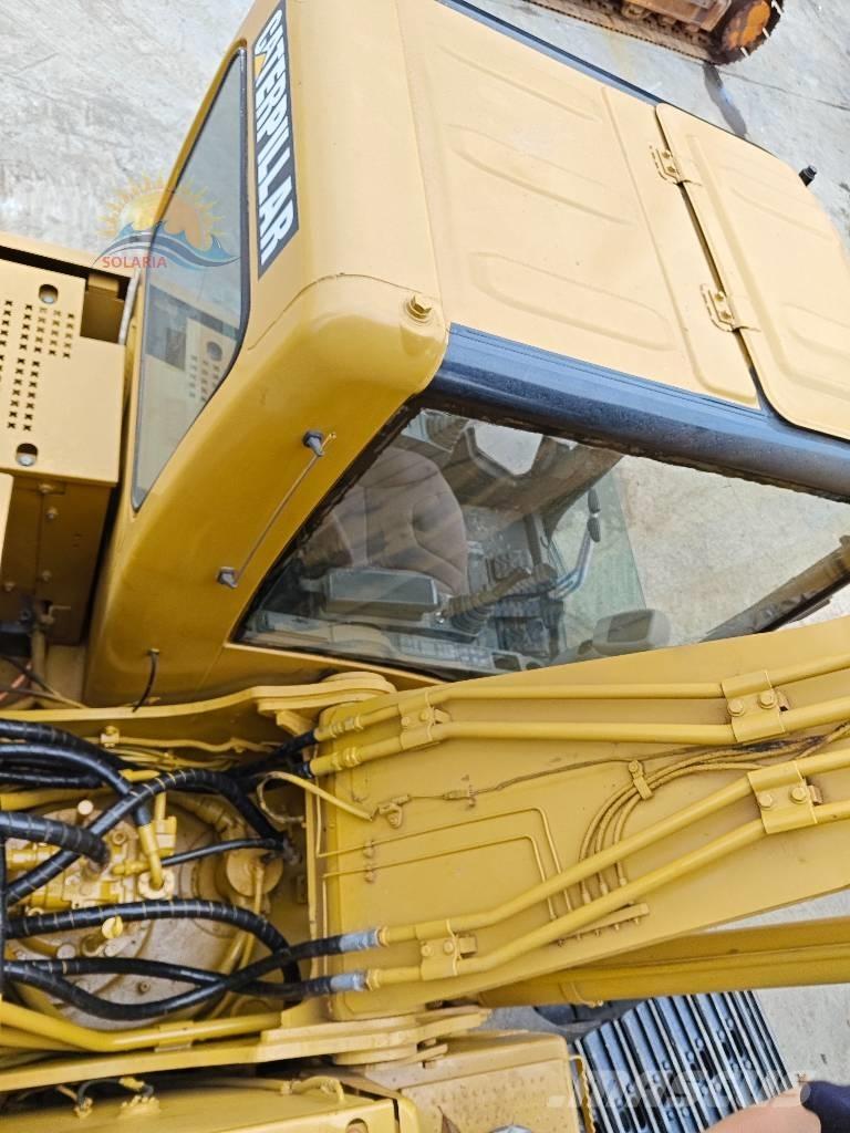 CAT 320 C L Pásové rýpadlá