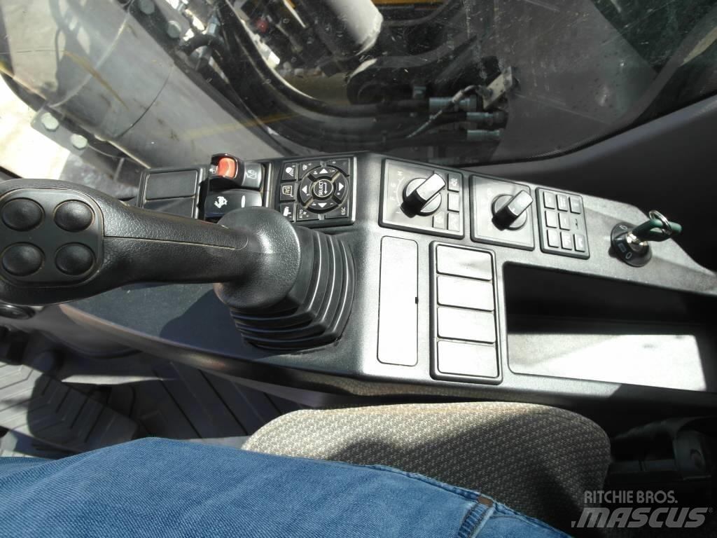 Volvo EC 220 EL Pásové rýpadlá