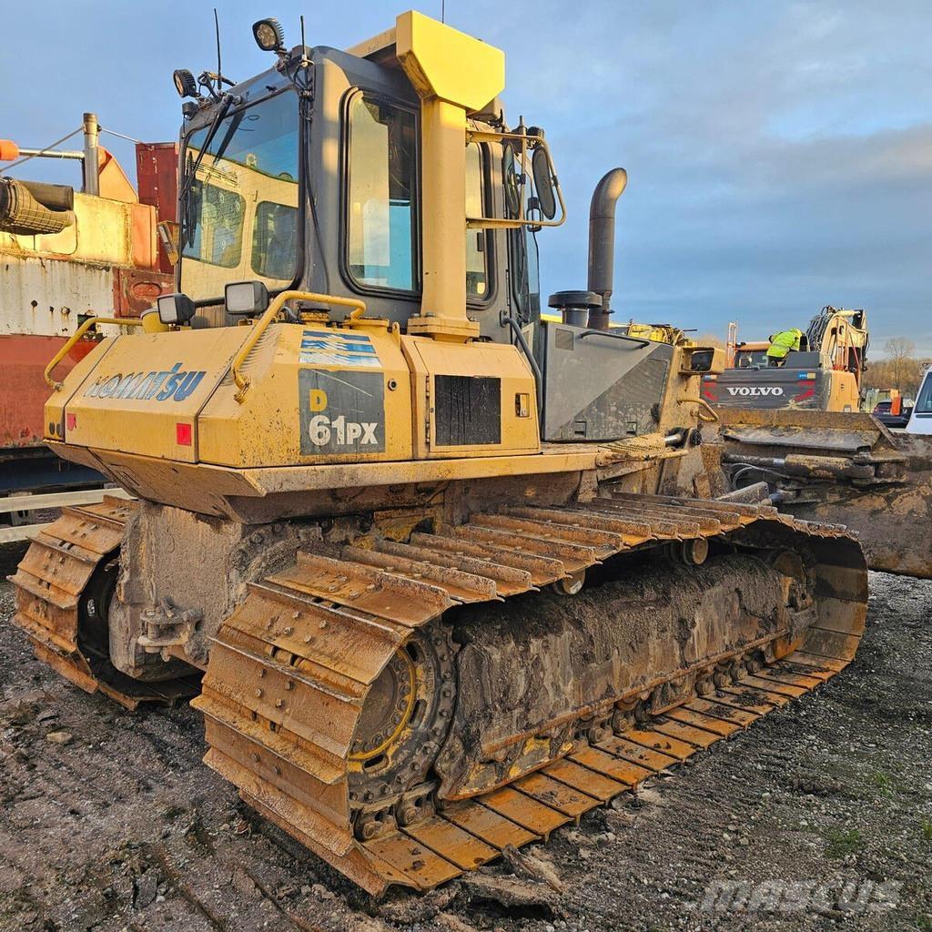 Komatsu D61PX-15F0 Pásové dozéry