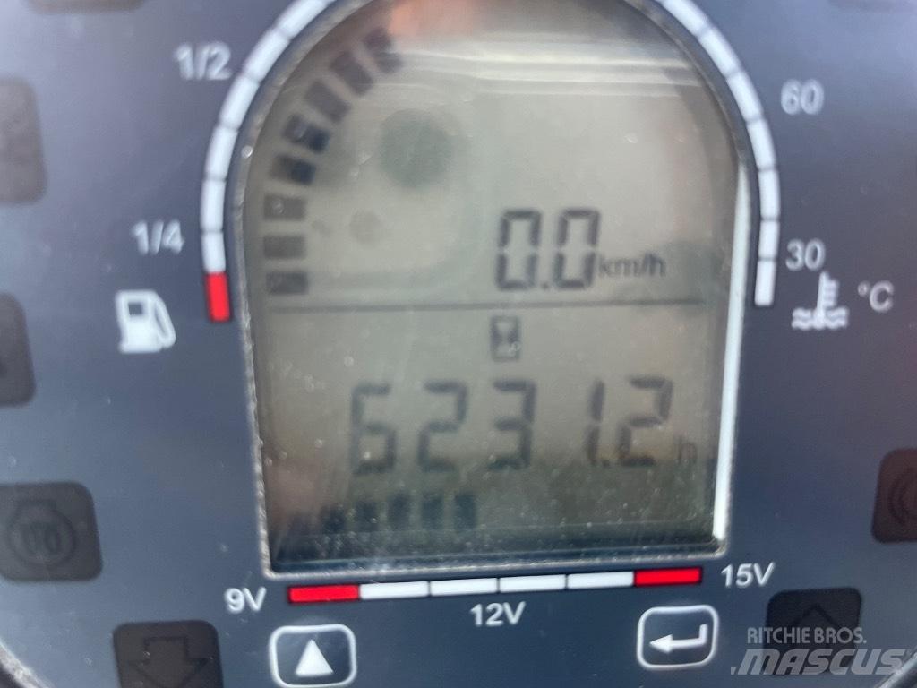 Nilfisk CR 3500 Zametacie stroje