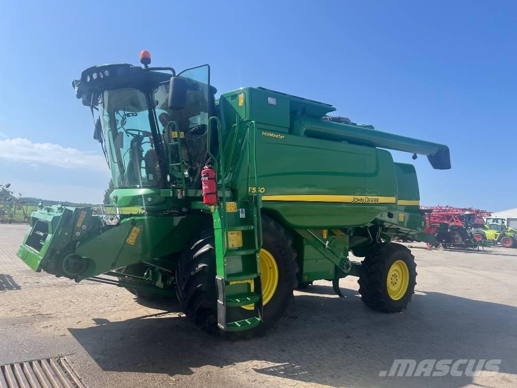 John Deere T 550 Kombinované zberacie stroje