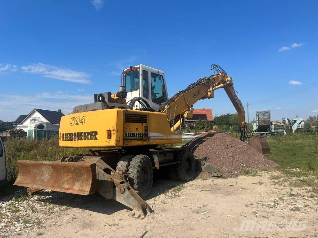 Liebherr A 904 C Stroje pre manipuláciu s odpadom